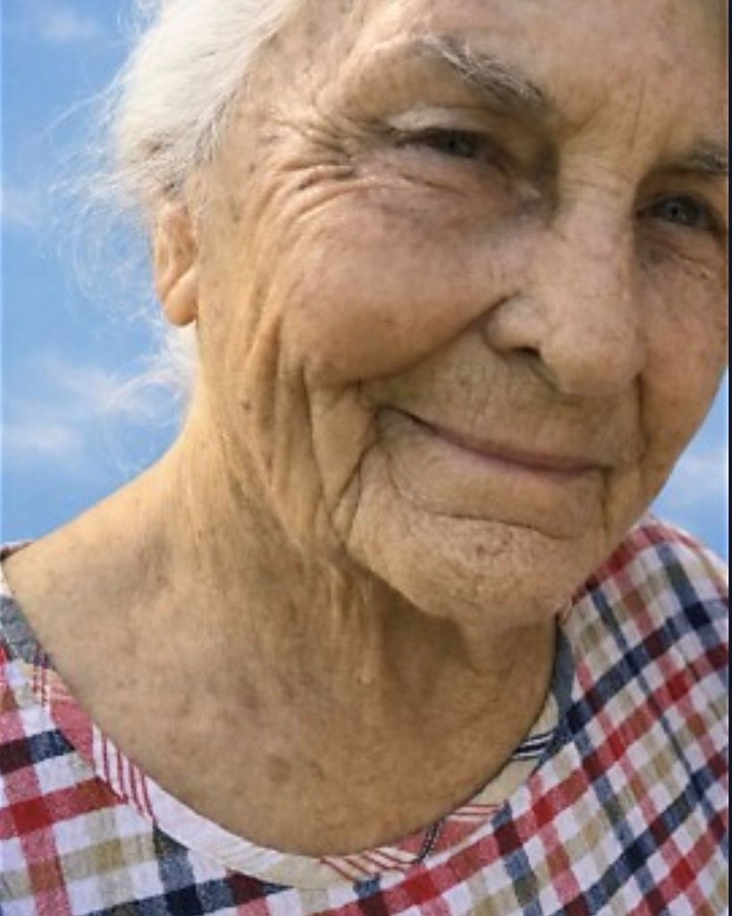 Vera Fay Elliott