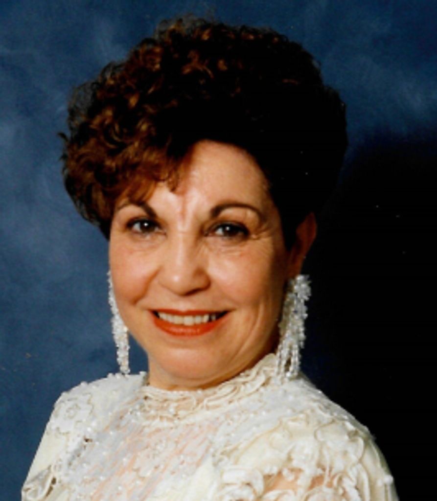 Carmella Mistretta Profile Photo