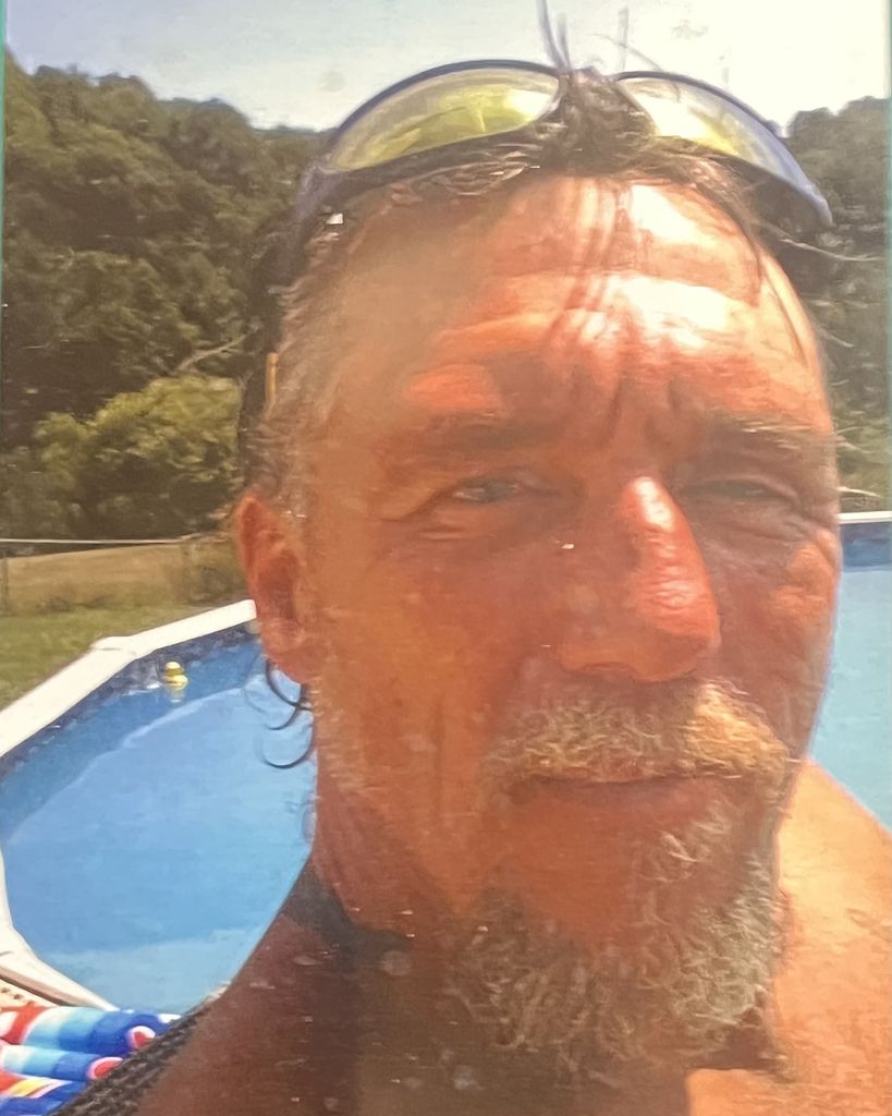 Robert 'Dwayne' Burton Profile Photo