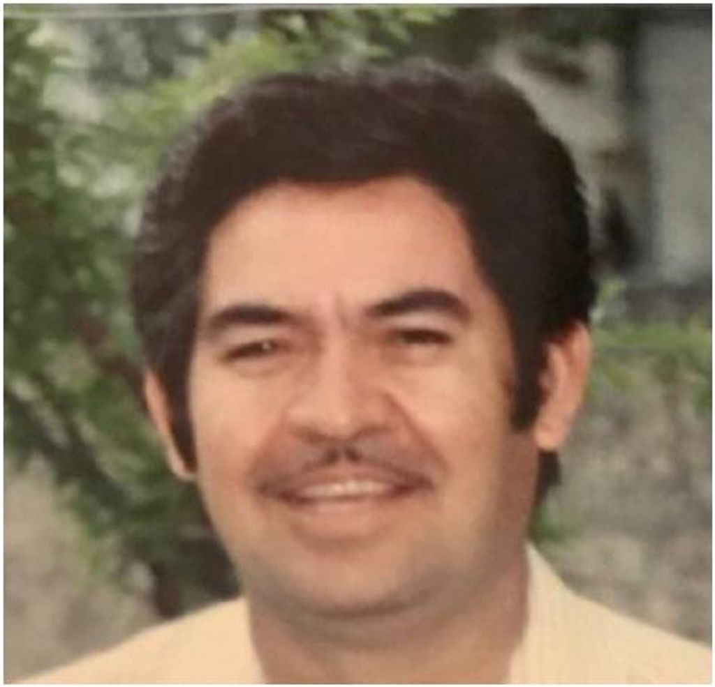 Rodriguez, Arturo Flores