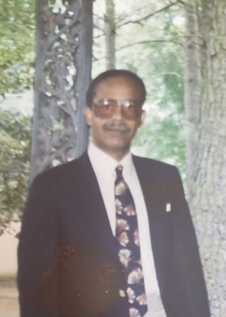 Ernest Washington, Jr. Profile Photo