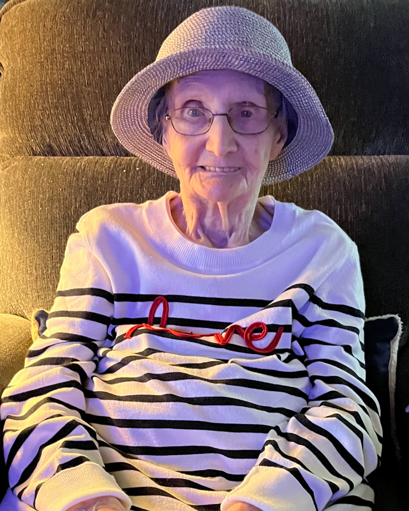 Dorothy May Thompson Profile Photo