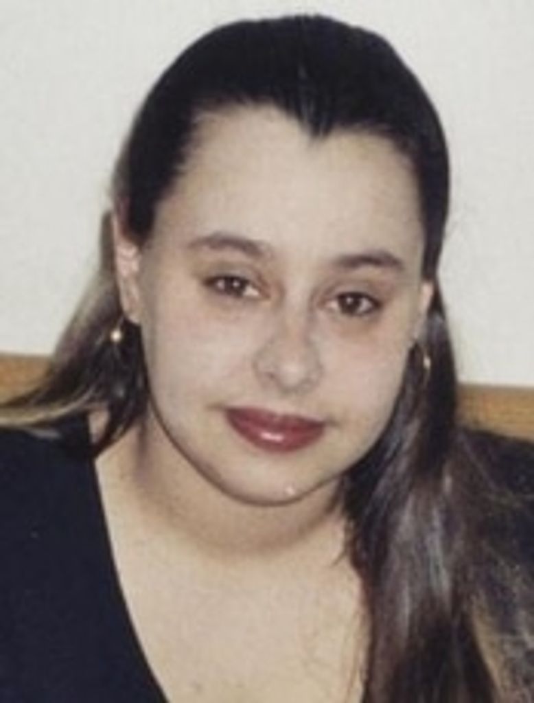Adriane Luis