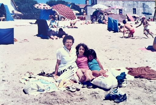 Maria  Da Silva photo gallery thumbnail 25 of 62