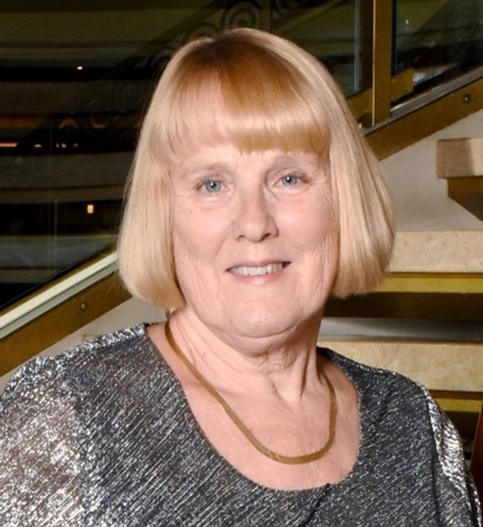 Marilyn Lois Smith Profile Photo