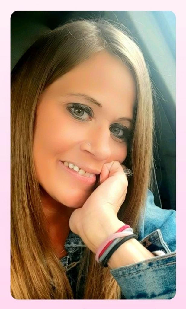 Stacey Leigh (Horvath)  Lutz Profile Photo