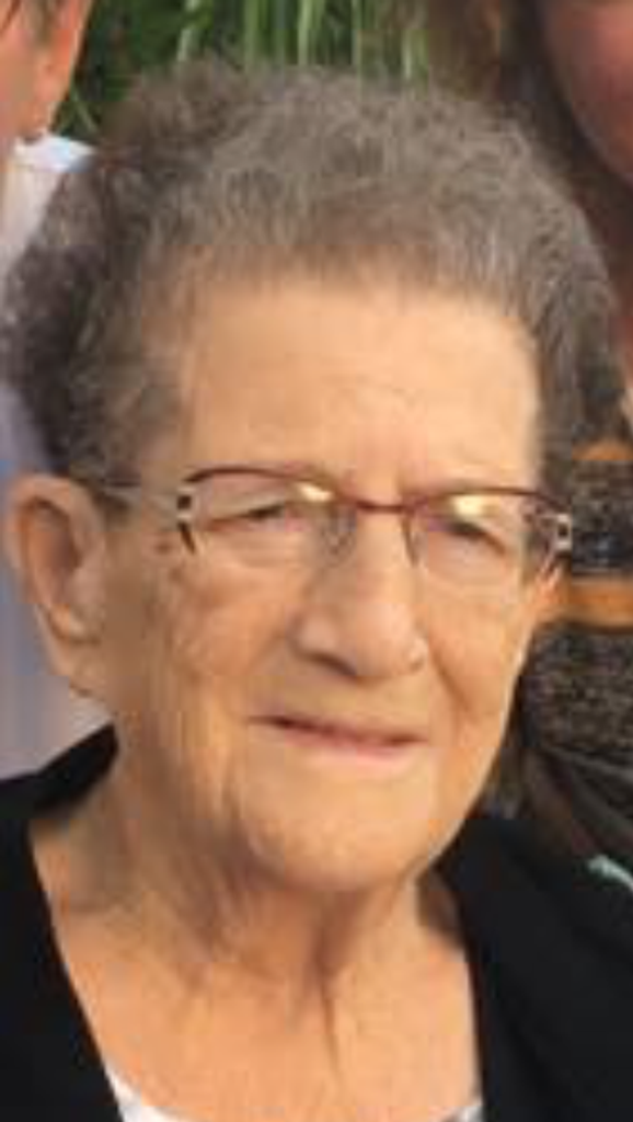 Stephanie Louise (Vukson)  Hanusik