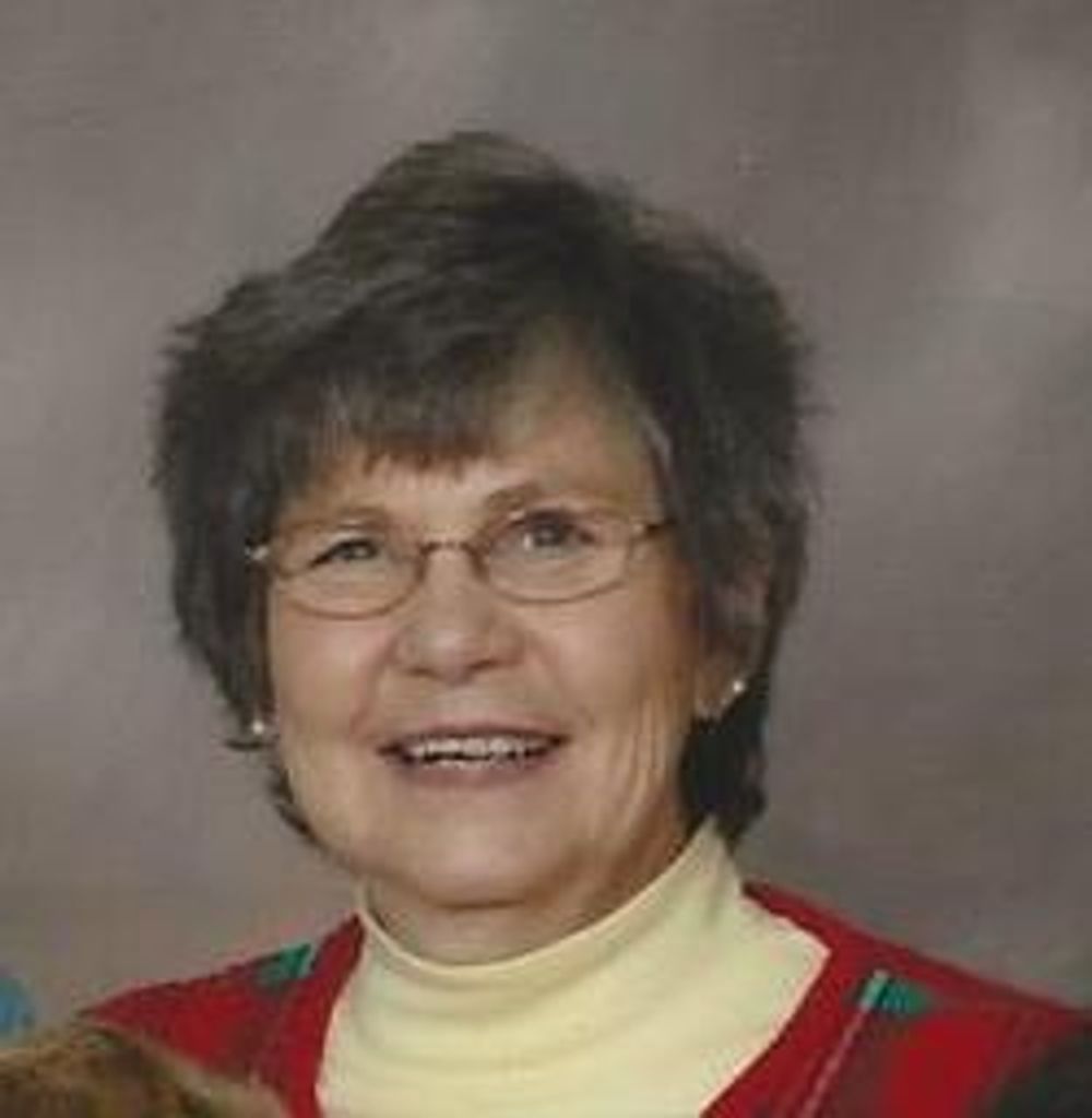 Lora Lea Topinka Profile Photo