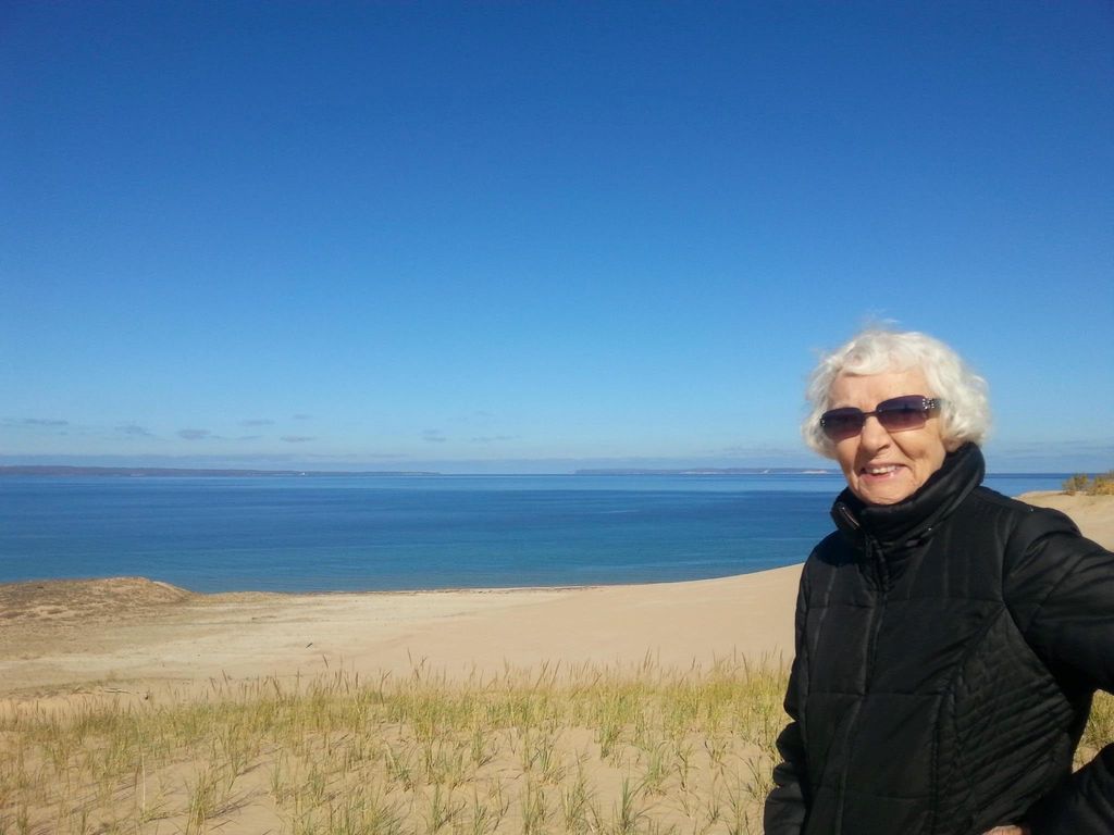 Anne Elizabeth Hamilton Profile Photo