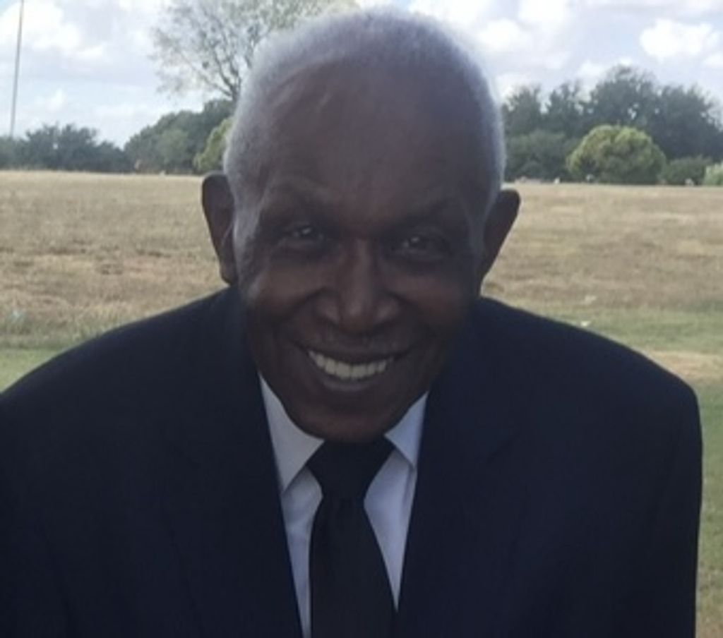 Nathan Manuel Profile Photo