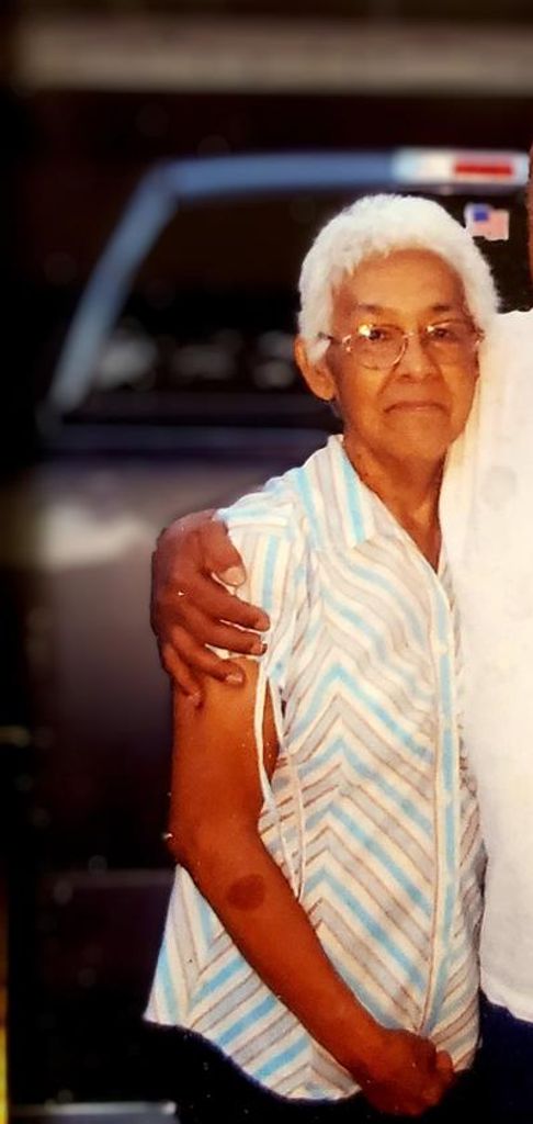 Eustolia Deharo Profile Photo