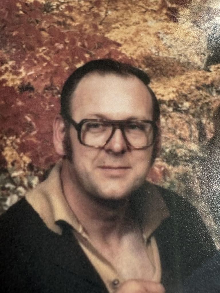 Clifton E. Ray Profile Photo