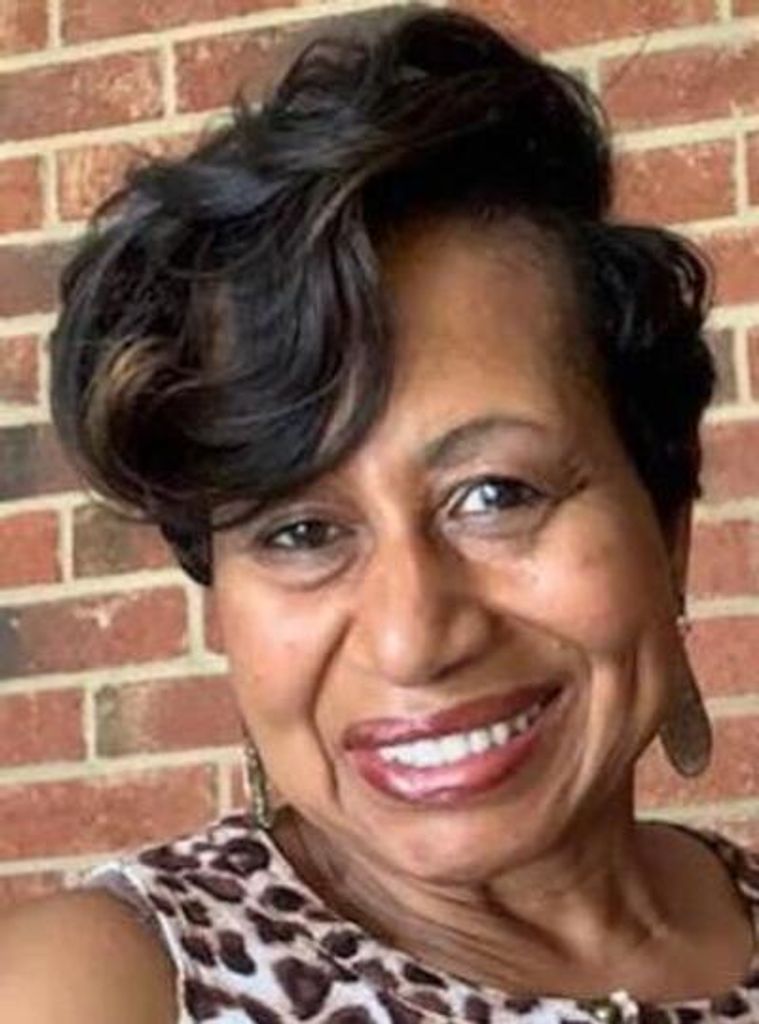 Gwen Baker Thompson Profile Photo