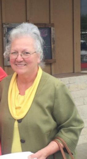 Doris Elaine Lockett photo gallery thumbnail 14 of 24