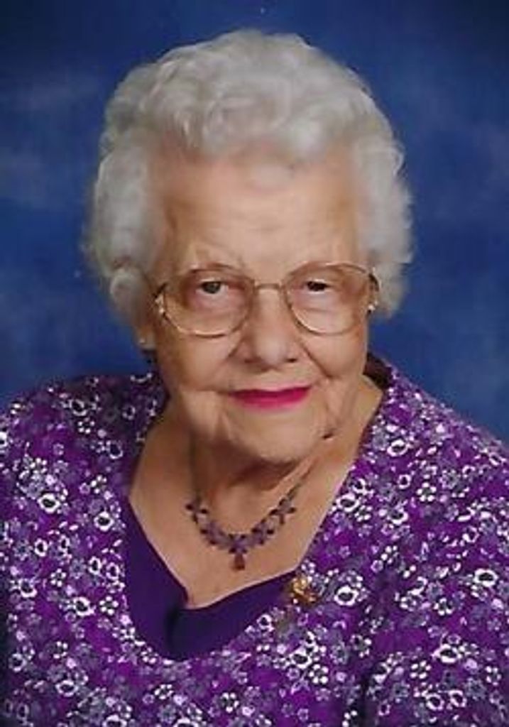 Lucille (Miller) Botts