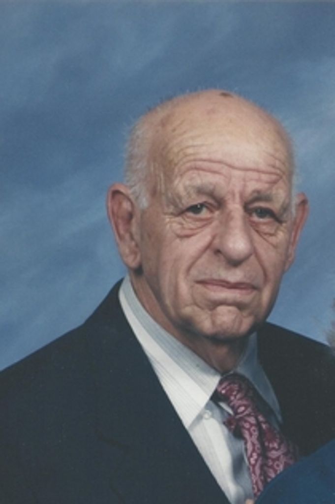 Vernon Daniels