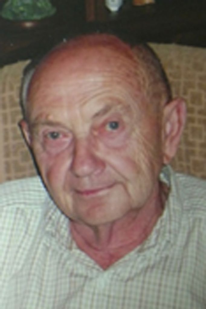 Kenneth Biggs Giles