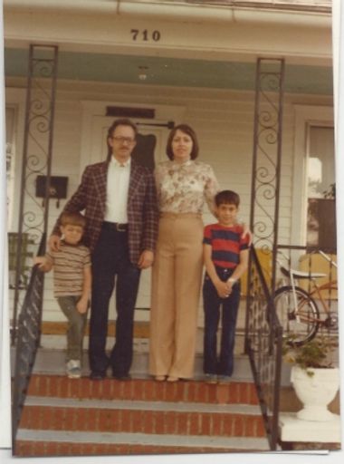 Karen Browning Penisten photo gallery thumbnail 94 of 200