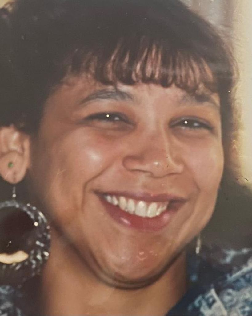 Ruth "Cookie" Igartua Profile Photo