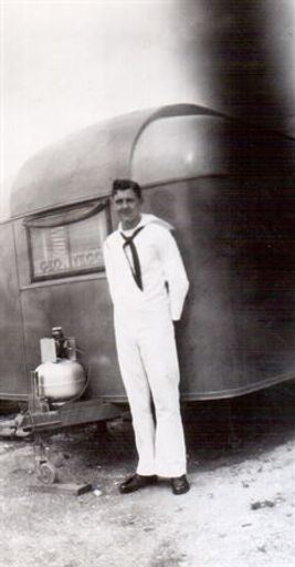 Earl B. Erdman photo gallery thumbnail 7 of 98