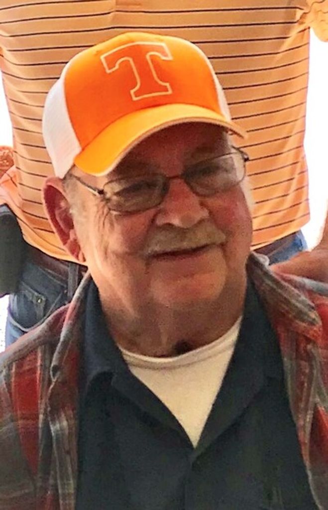 Roger Lee "Rl" Giles