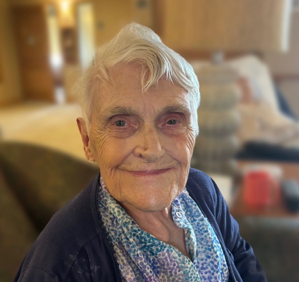 June Delores Oakland