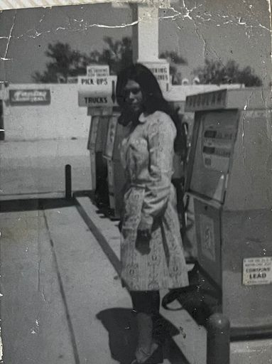 Diamianita Martinez photo gallery thumbnail 5 of 89