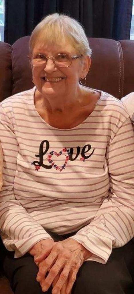 Gladlyn J. Dahlgren Profile Photo