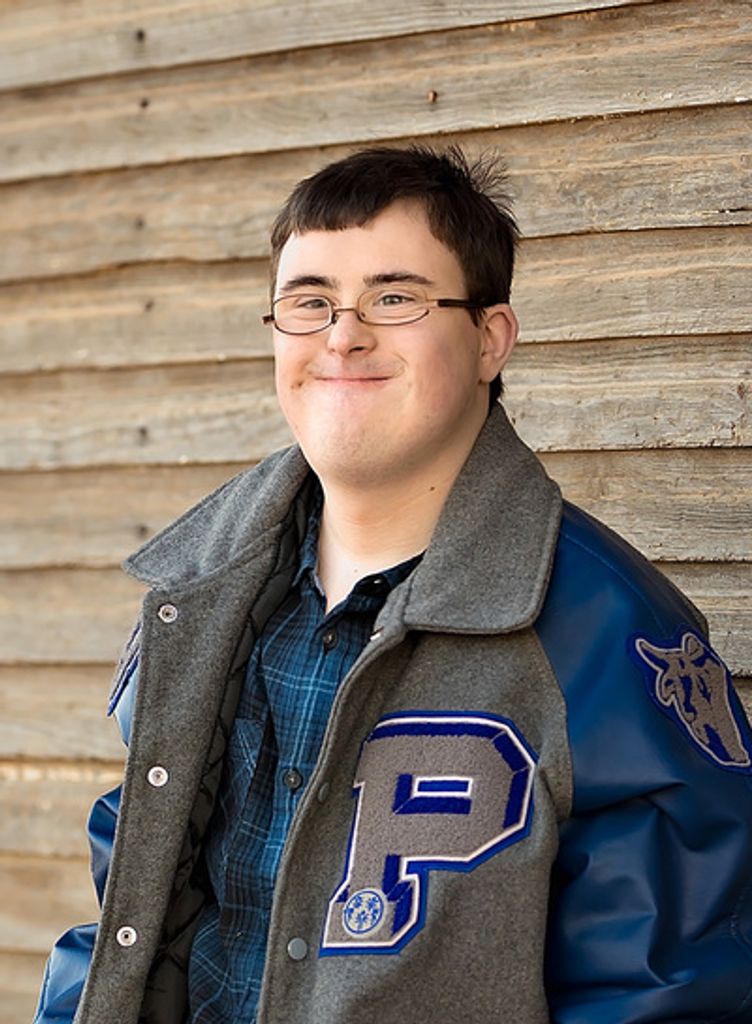 Seth Carter Profile Photo