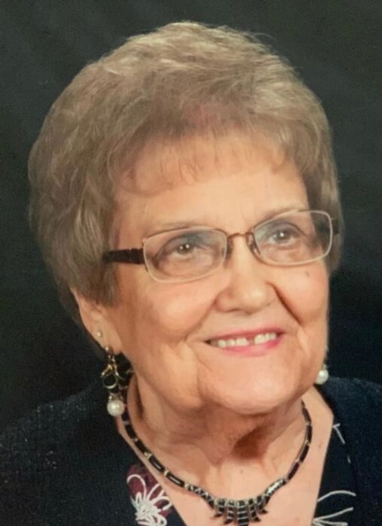 Mary "Helen" (Mckinley)  Hughes Profile Photo