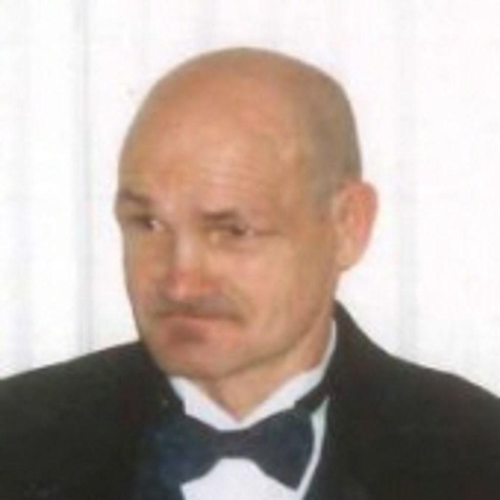 Dennis Gray Profile Photo