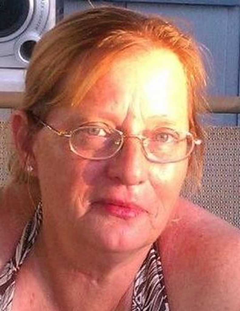 Debra "Debby" Patricia (Broderick) Lewis Profile Photo