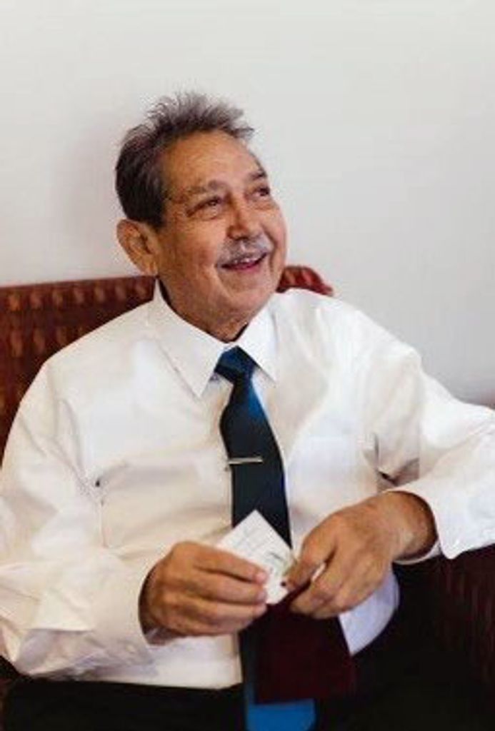 Luis Alires