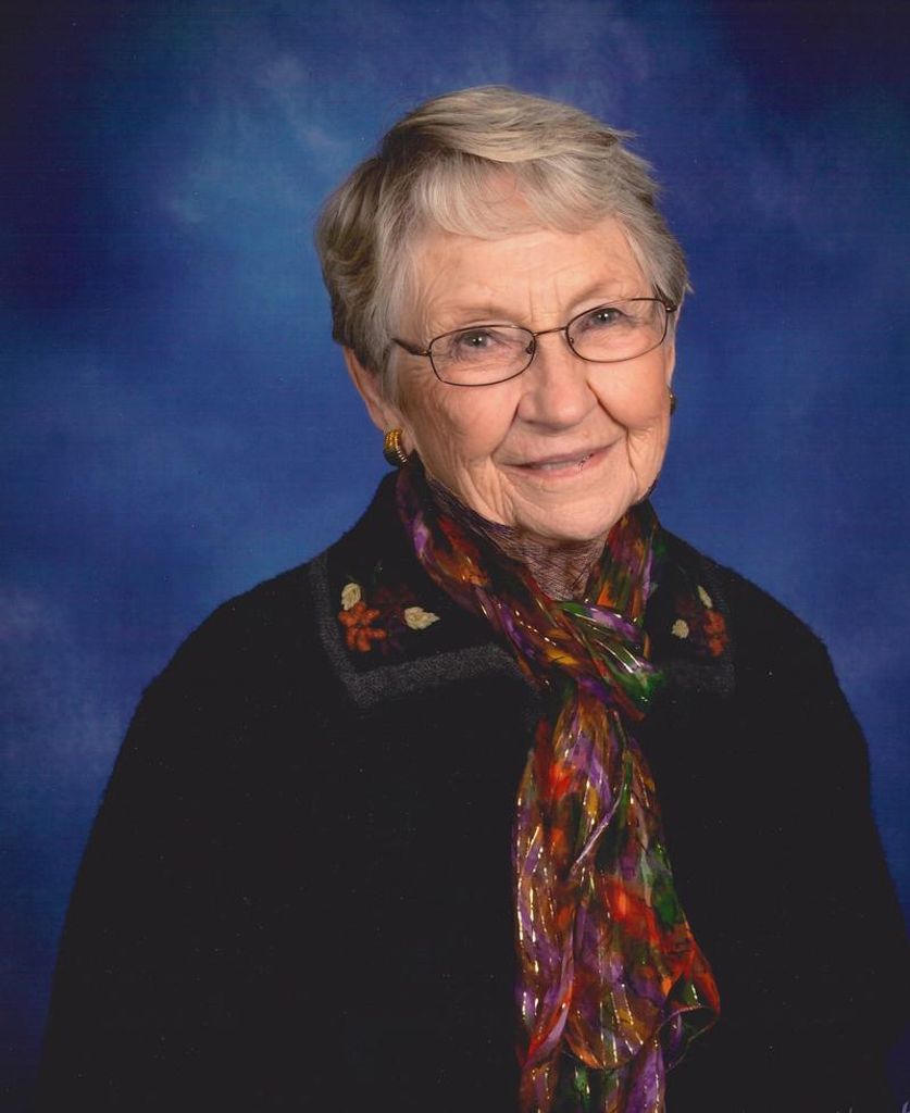 Naomi Helga Sandlin Profile Photo
