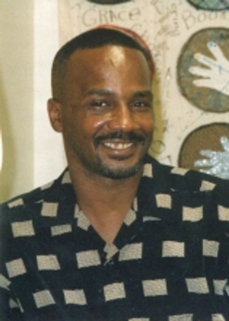 Victor Leonzia Lee Profile Photo