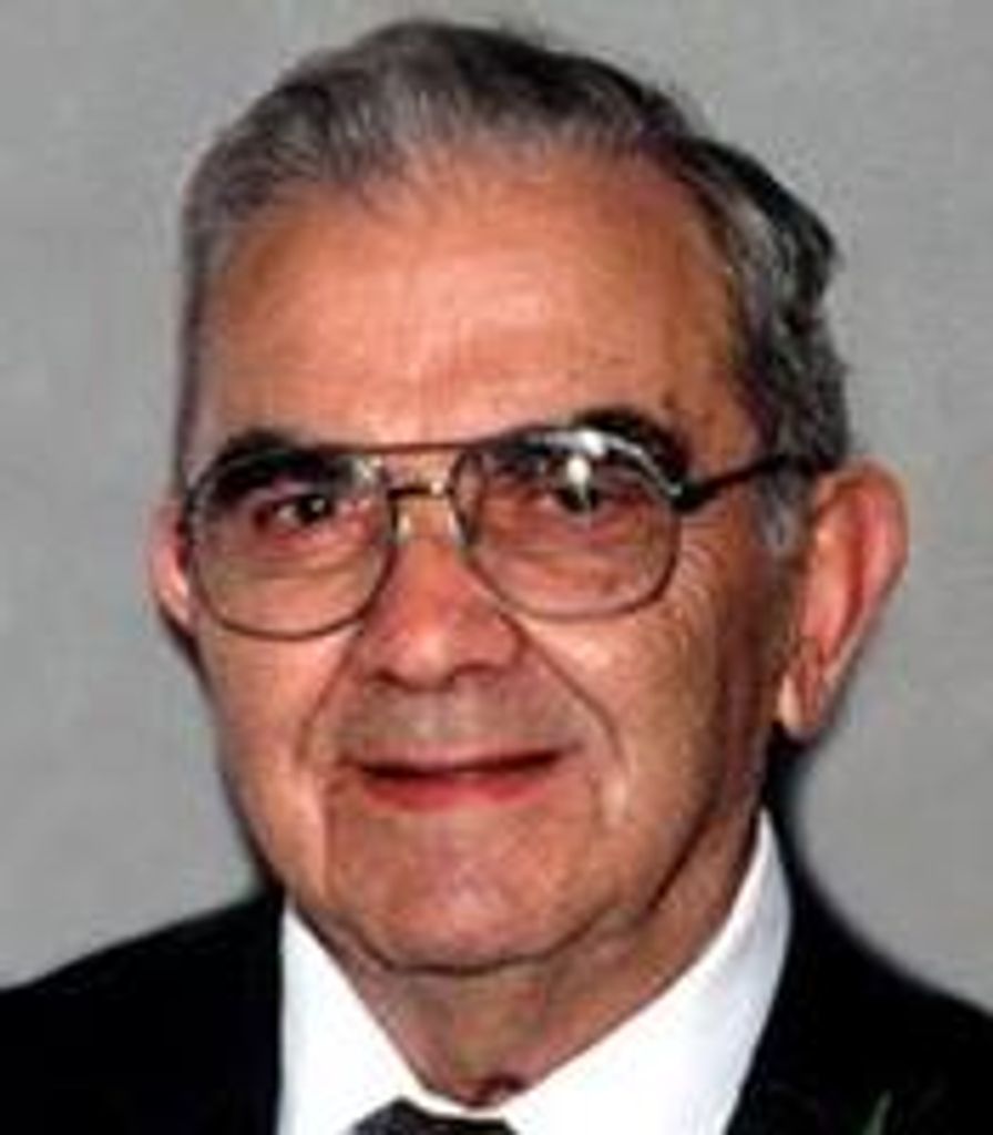 Edward R Pereira