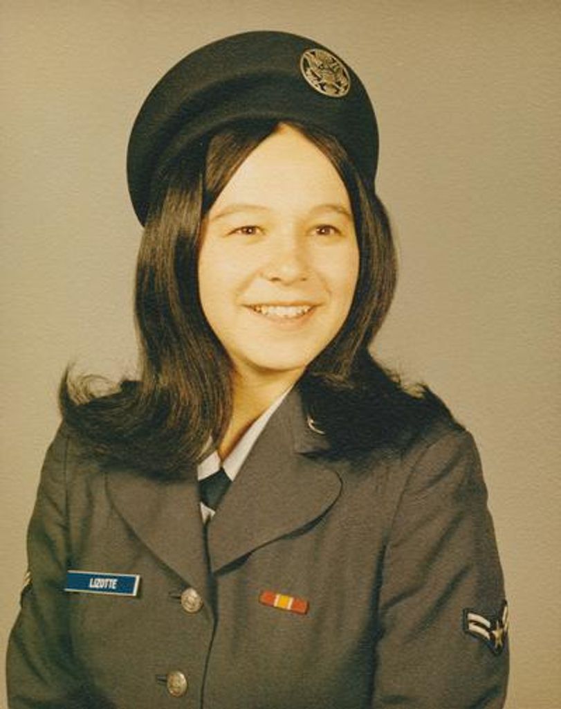 Dr. Anne M. Niccoli Profile Photo