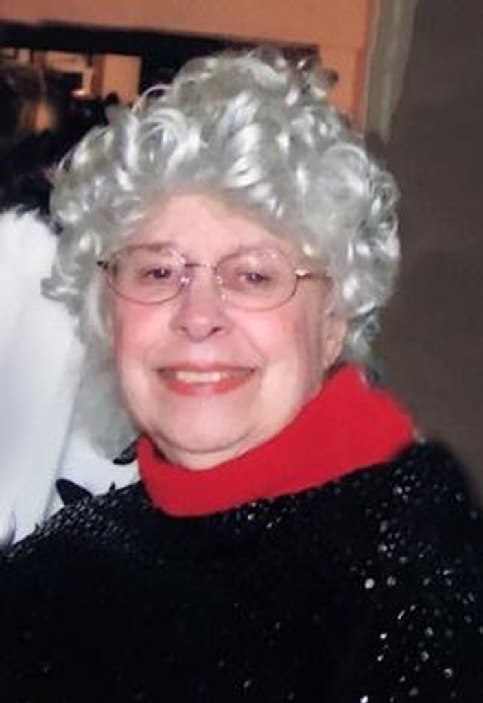 Phyllis Helliwell Profile Photo
