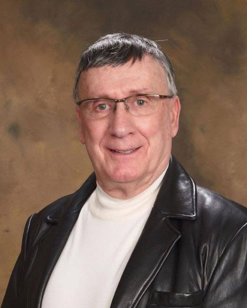 Robert E. Watson Profile Photo