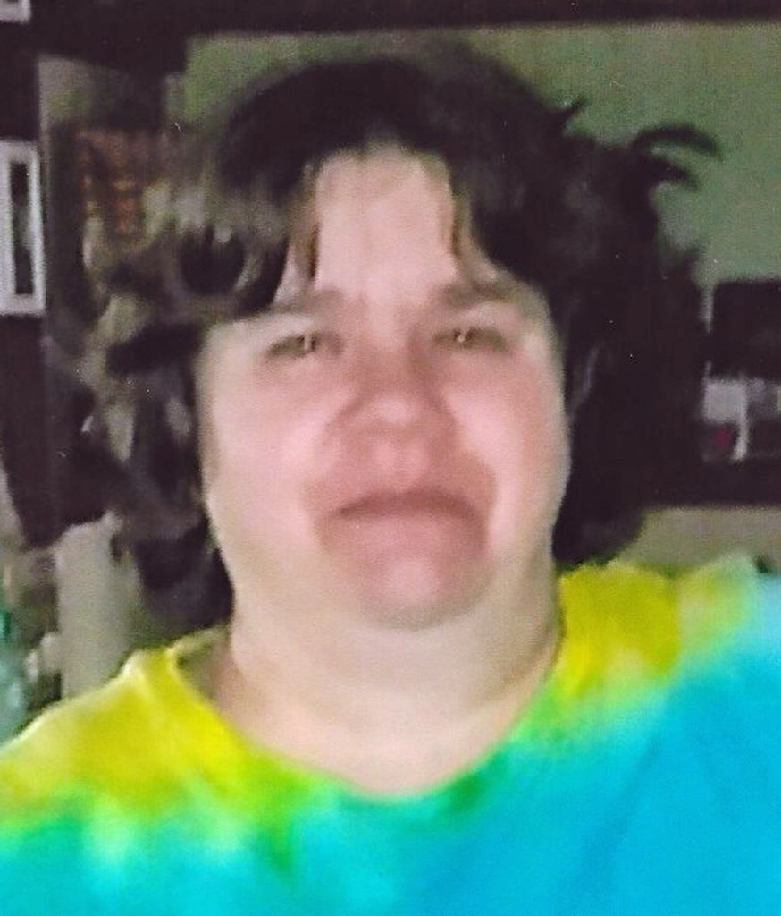 Lisa Lynn (Sauls)  Larson Profile Photo