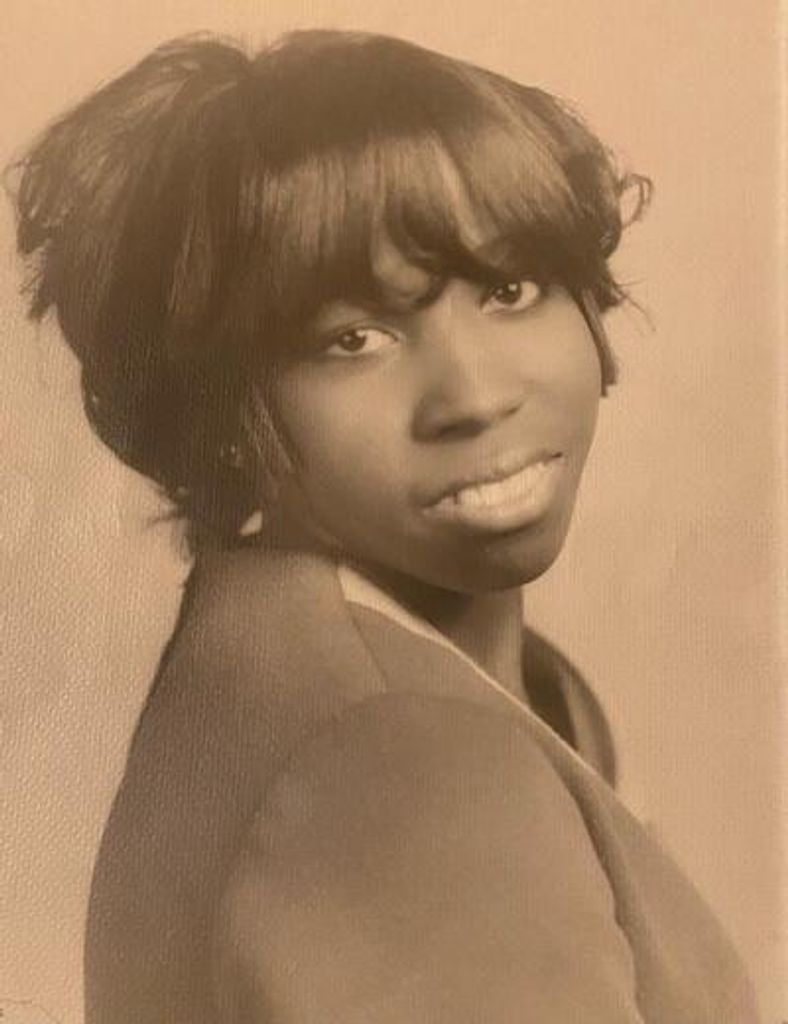 Mrs. June Yvonne Ryan Warner Profile Photo