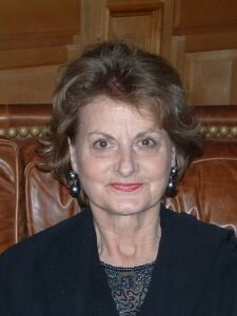 Elpida Bakintas Peters