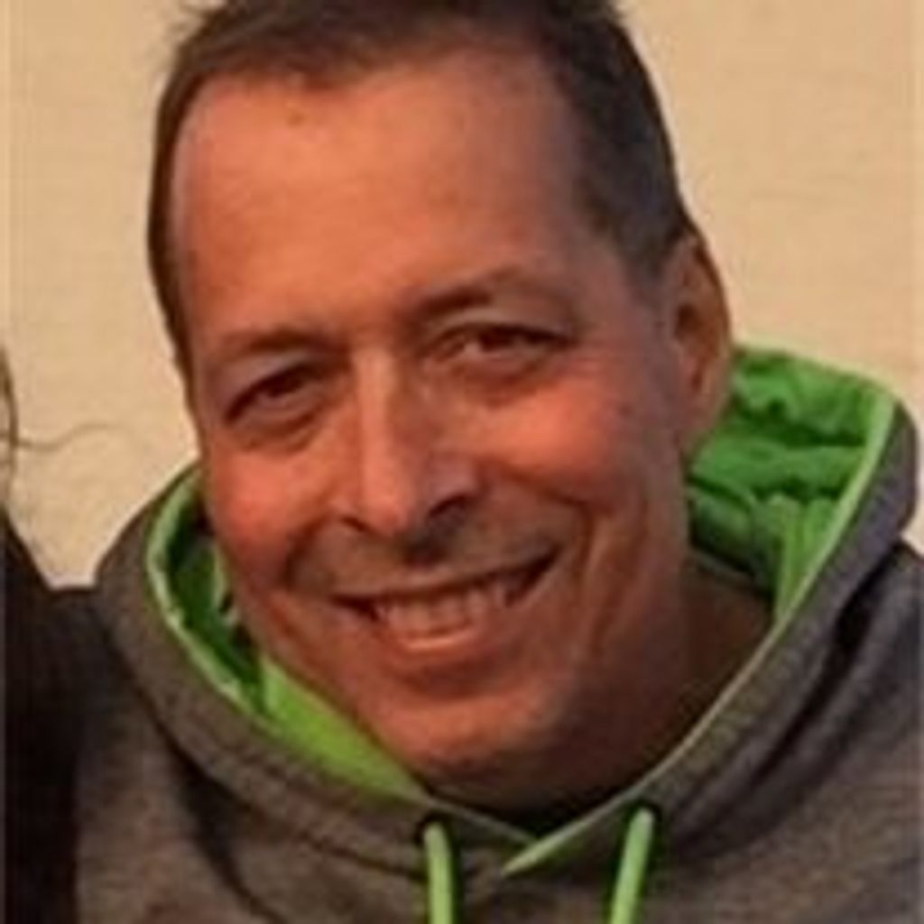 Robert T. "Bobby" Vandusen