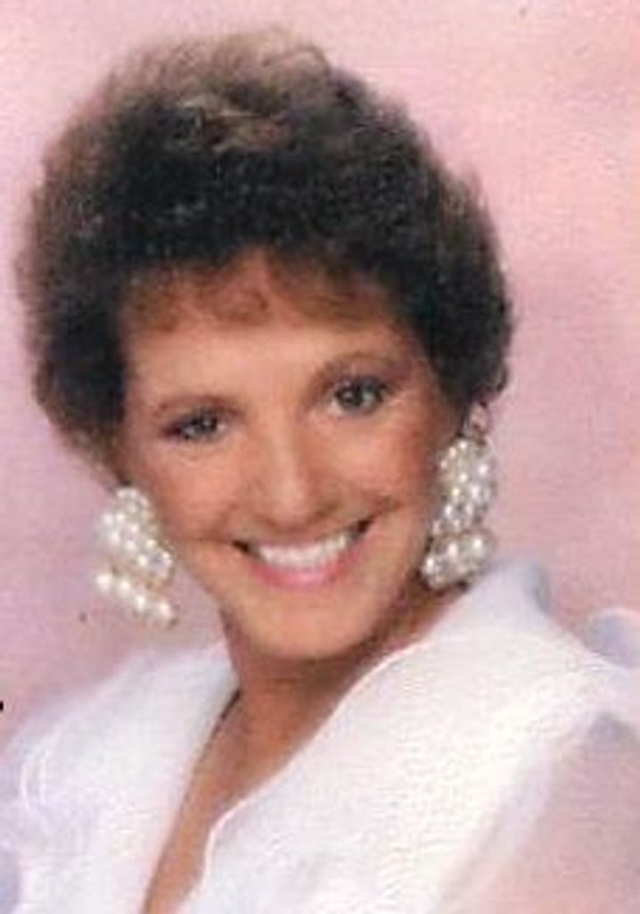 Beverly 'Jeanne' Cox