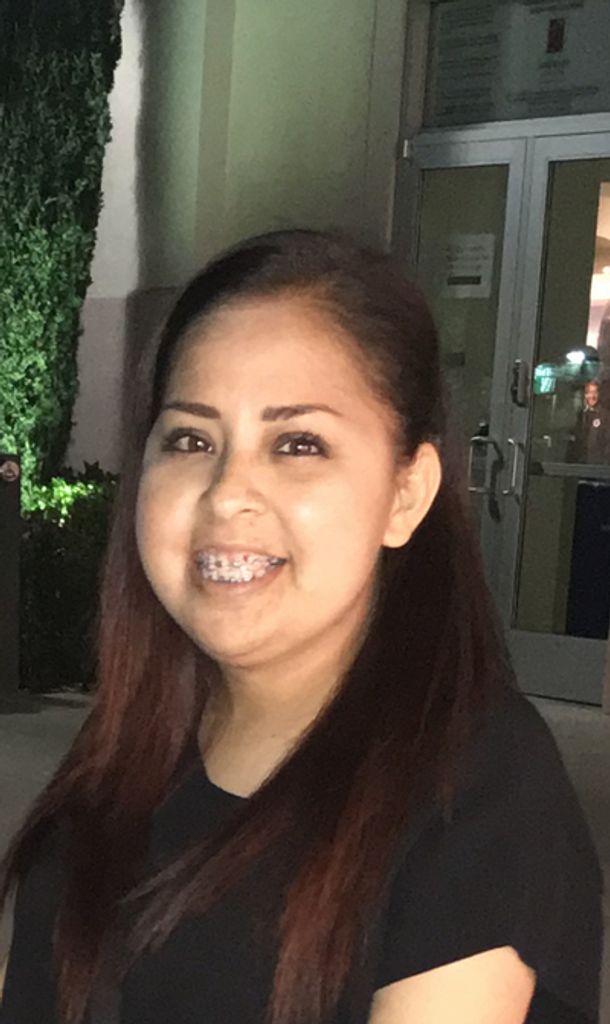 Erika - Valenzuela De Novoa Profile Photo