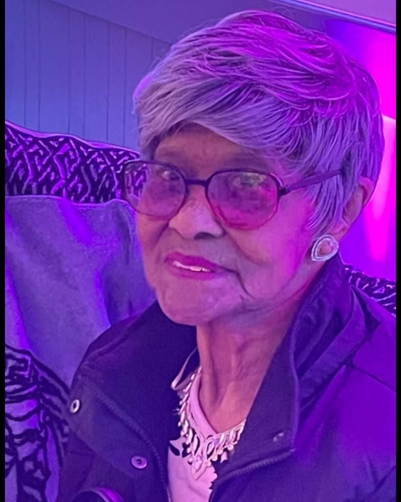 Geraldine Sharpe Profile Photo