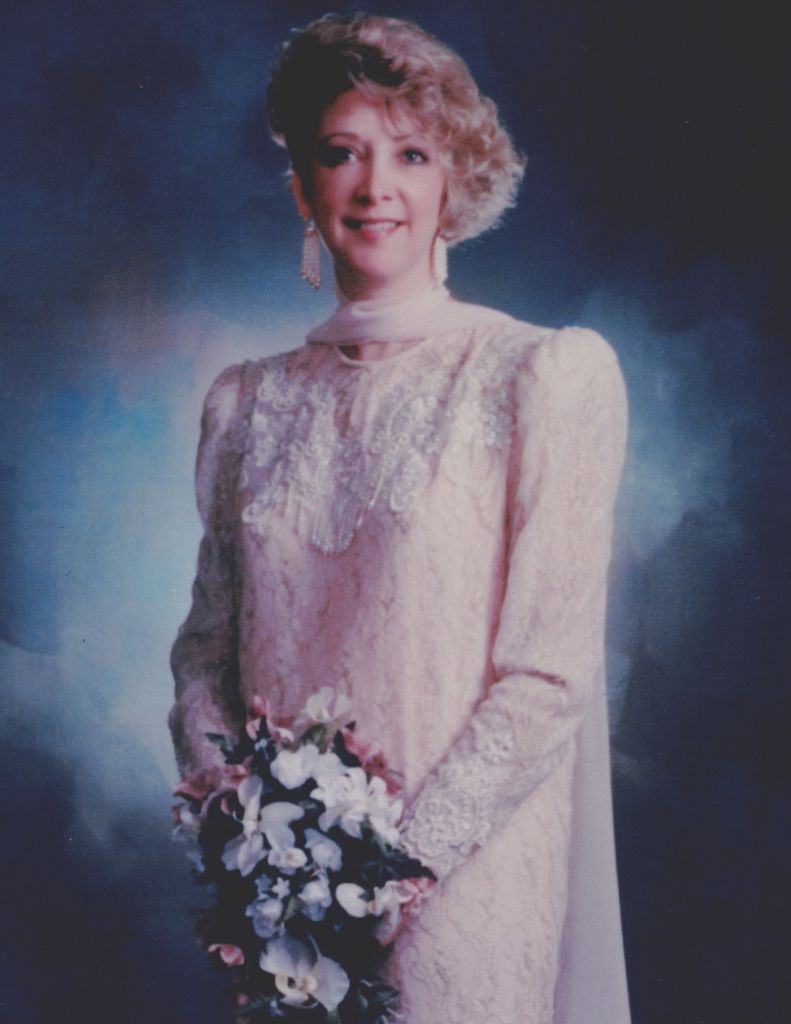 Lora Young Simonds Profile Photo