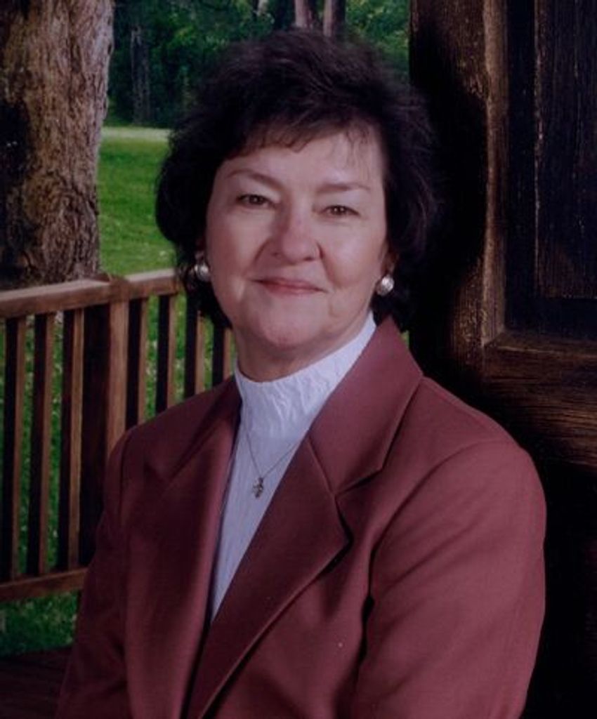 Earlene Cooper
