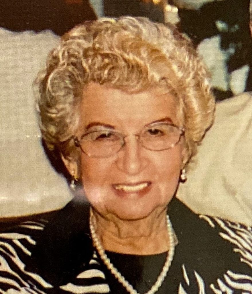 Leonor Morales