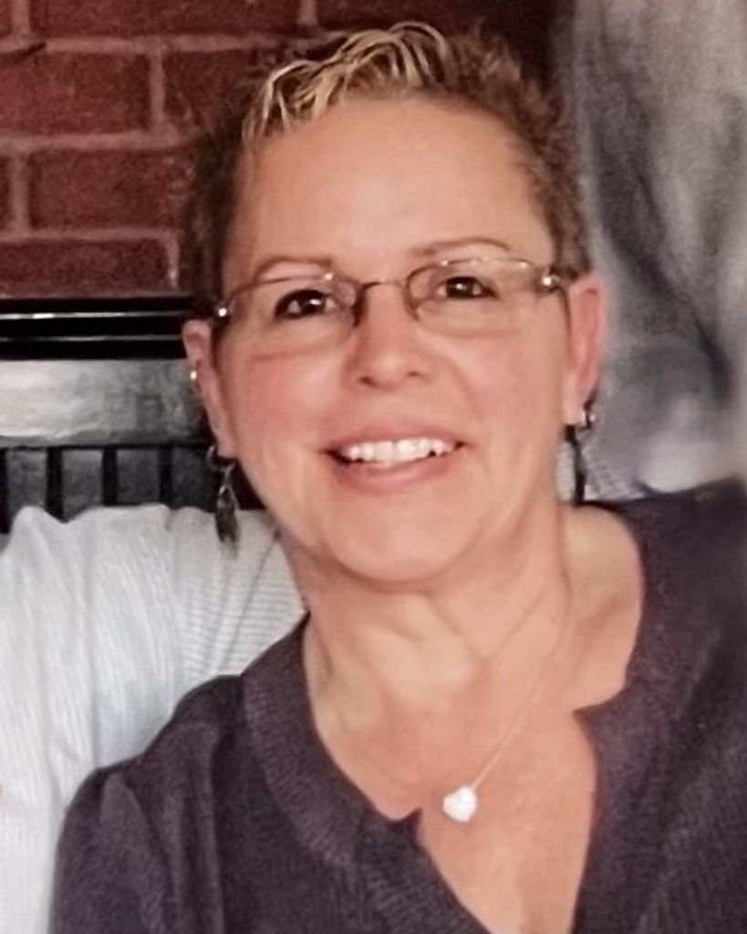 Tracy Joan Dara
